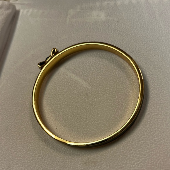 Kate Spade “Take a Bow” bangle Bracelet - Picture 7 of 9